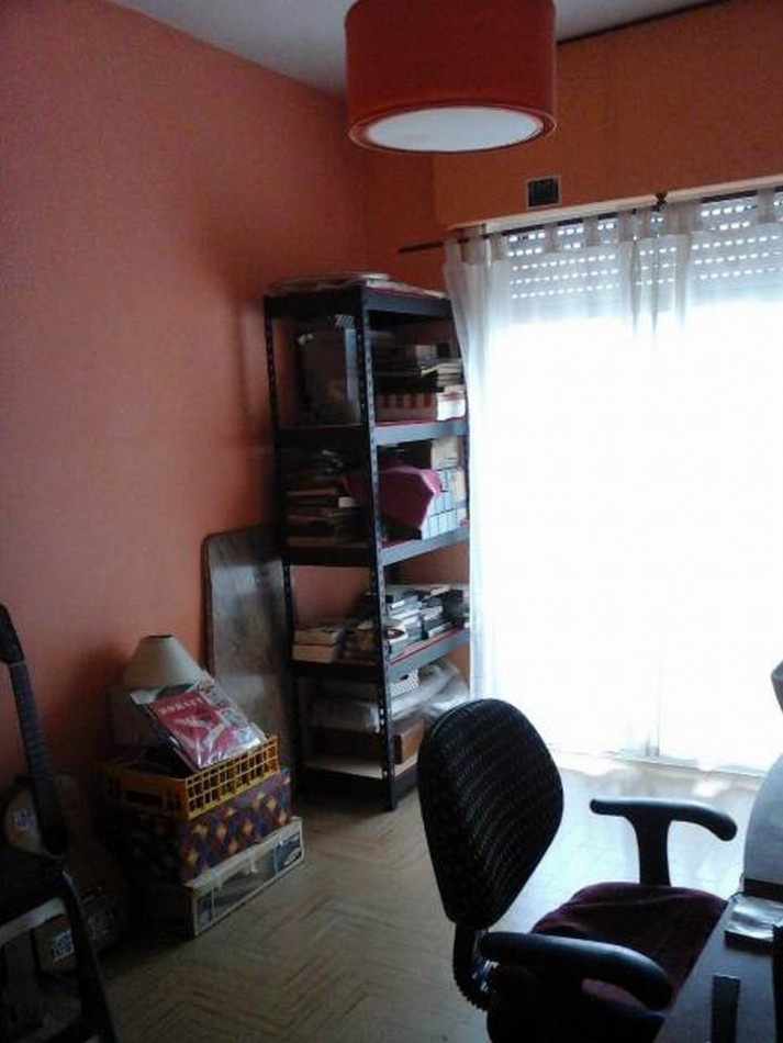 Duplex de cuatro ambientes en venta en Moron Sur