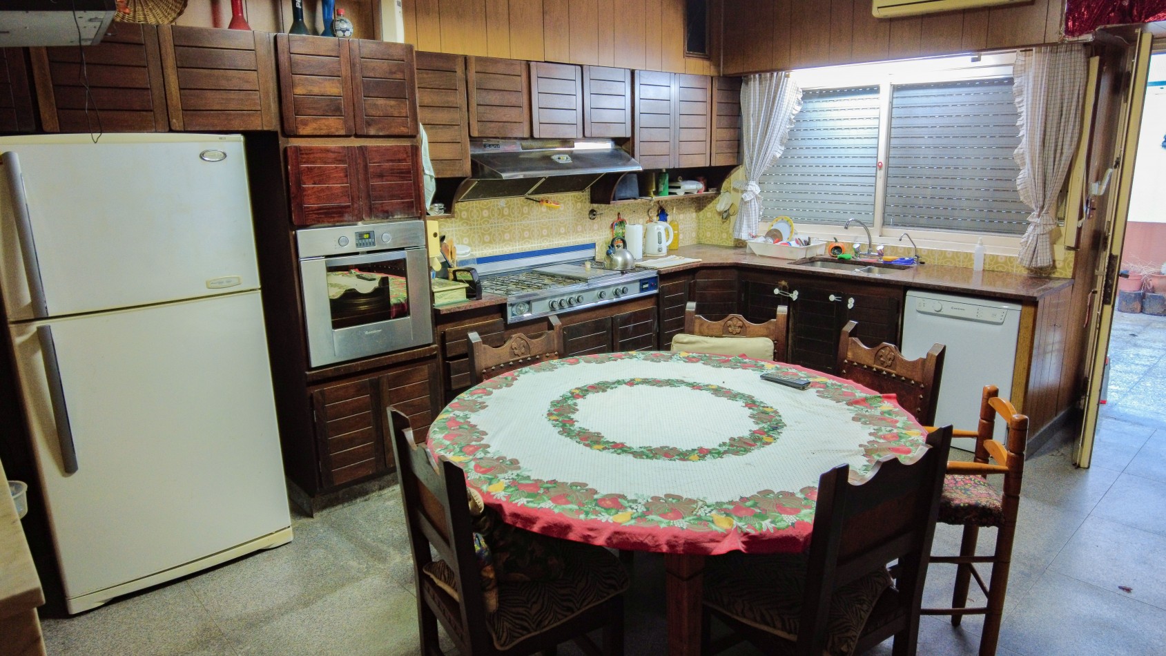 Haedo Norte Barrio Guemes Venta de Chalet de 7 ambientes