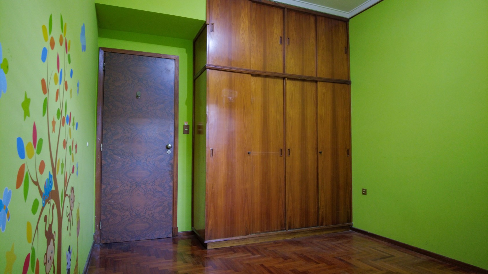 Haedo Norte Barrio Guemes Venta de Chalet de 7 ambientes