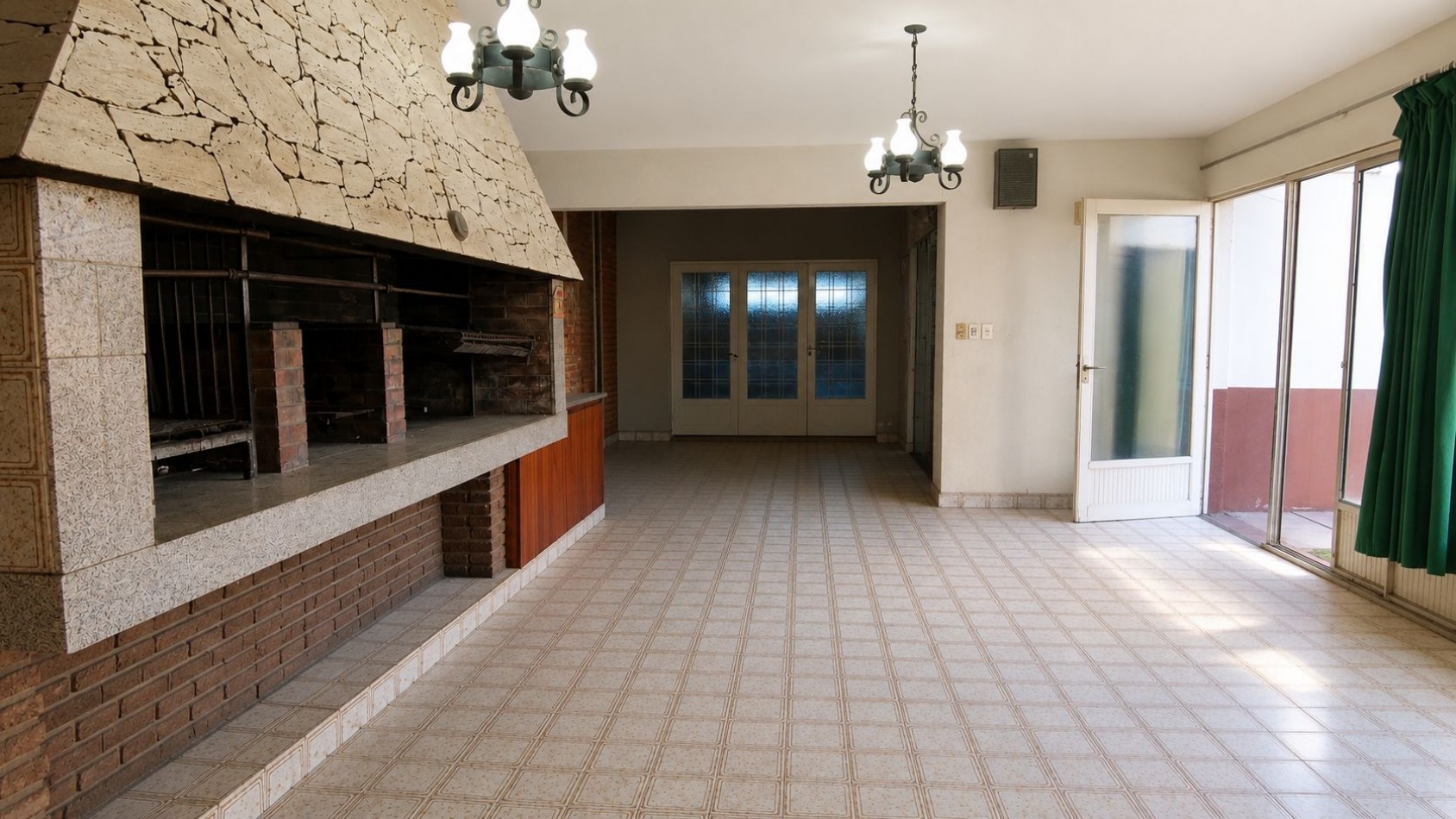 Haedo Norte Barrio Guemes Venta de Chalet de 7 ambientes