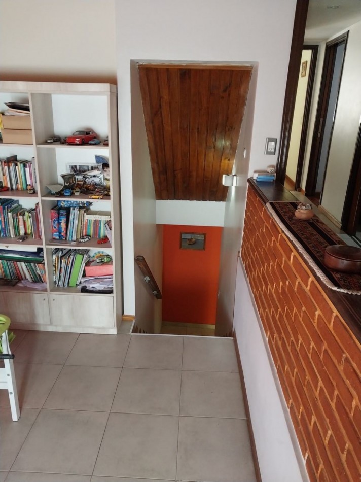 Casa en ph de cuatro ambientes en venta en Haedo Norte