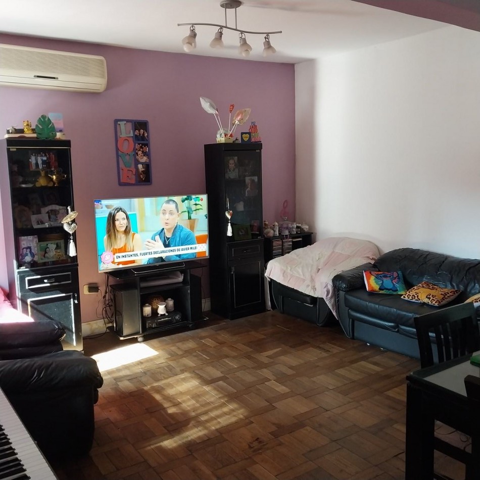 Ph de tres ambientes en venta en Haedo Sur Apto Credito
