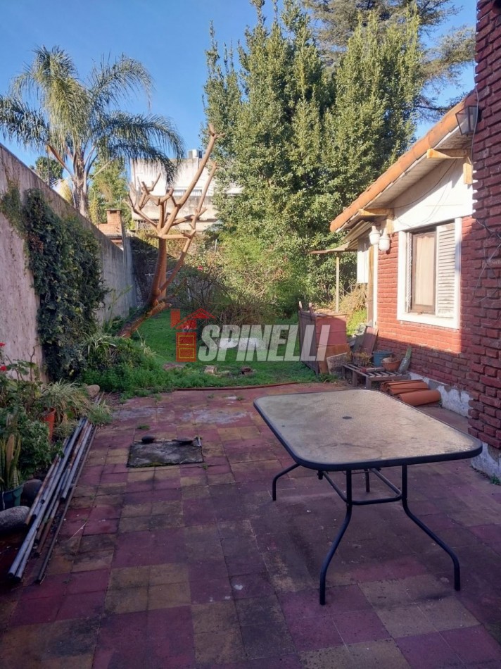 Chalet de cuatro ambientes en venta en Ramos Mejia