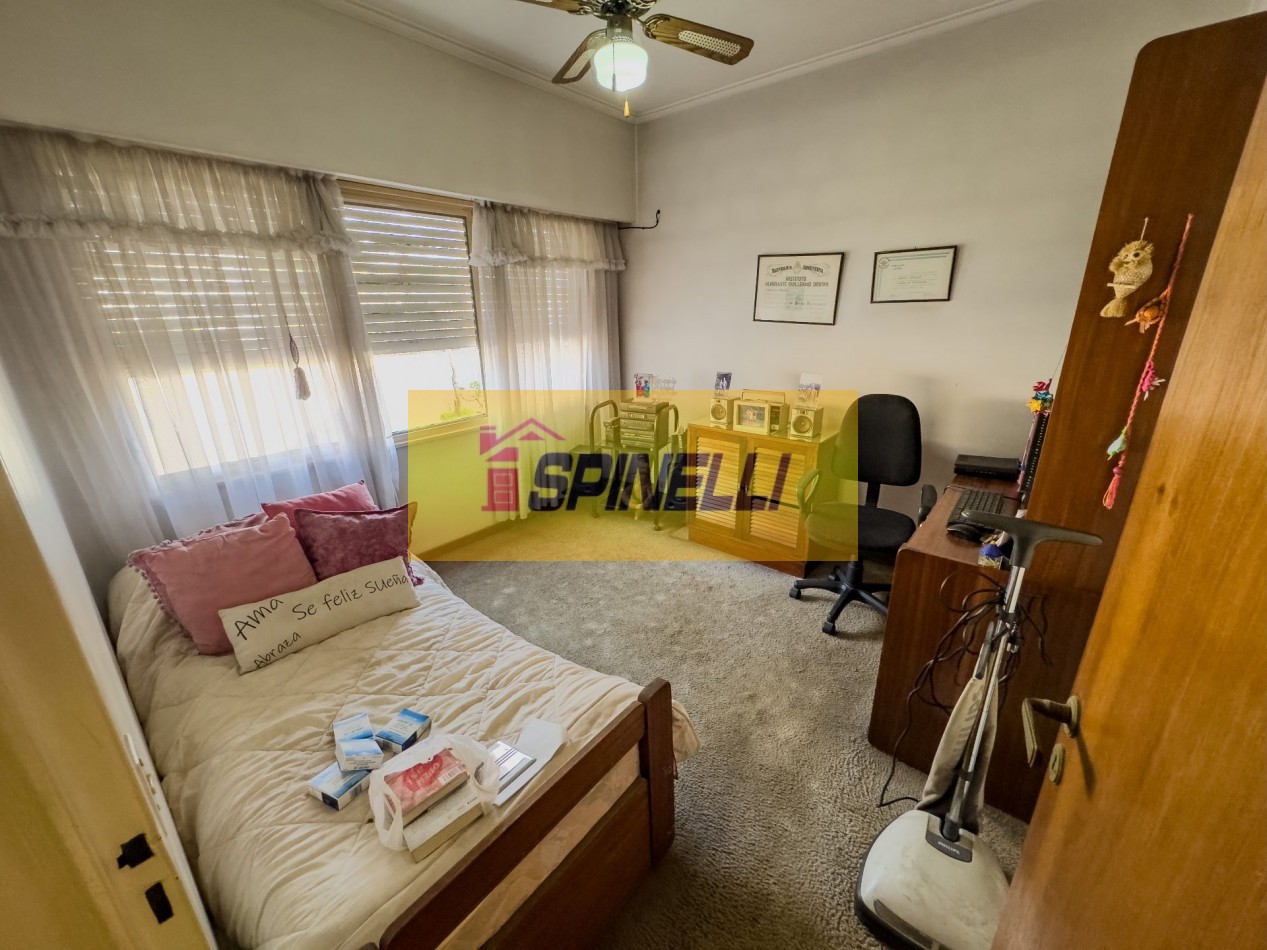 Ph de cuatro ambientes en venta en Haedo Norte