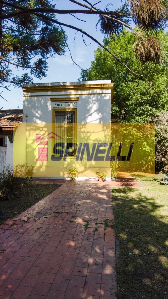 Casa en venta estilo colonial en Haedo Chico