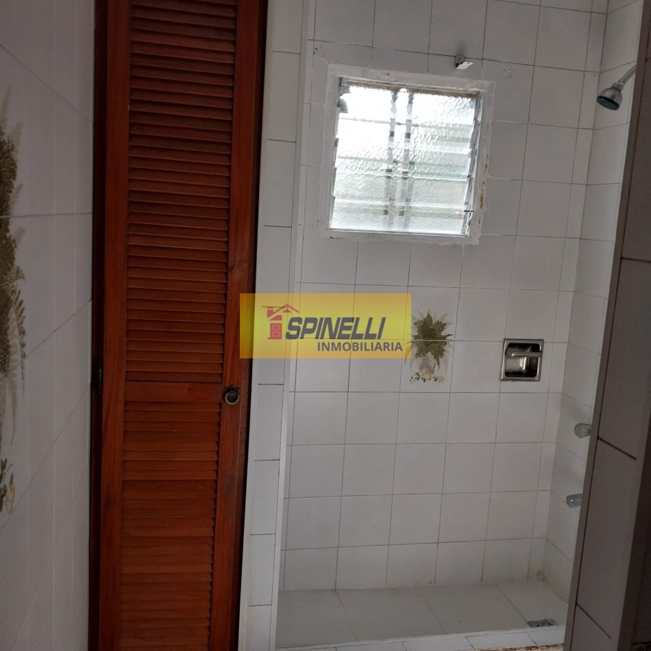 Ph tipo casa de tres ambientes en alquiler en Haedo Sur