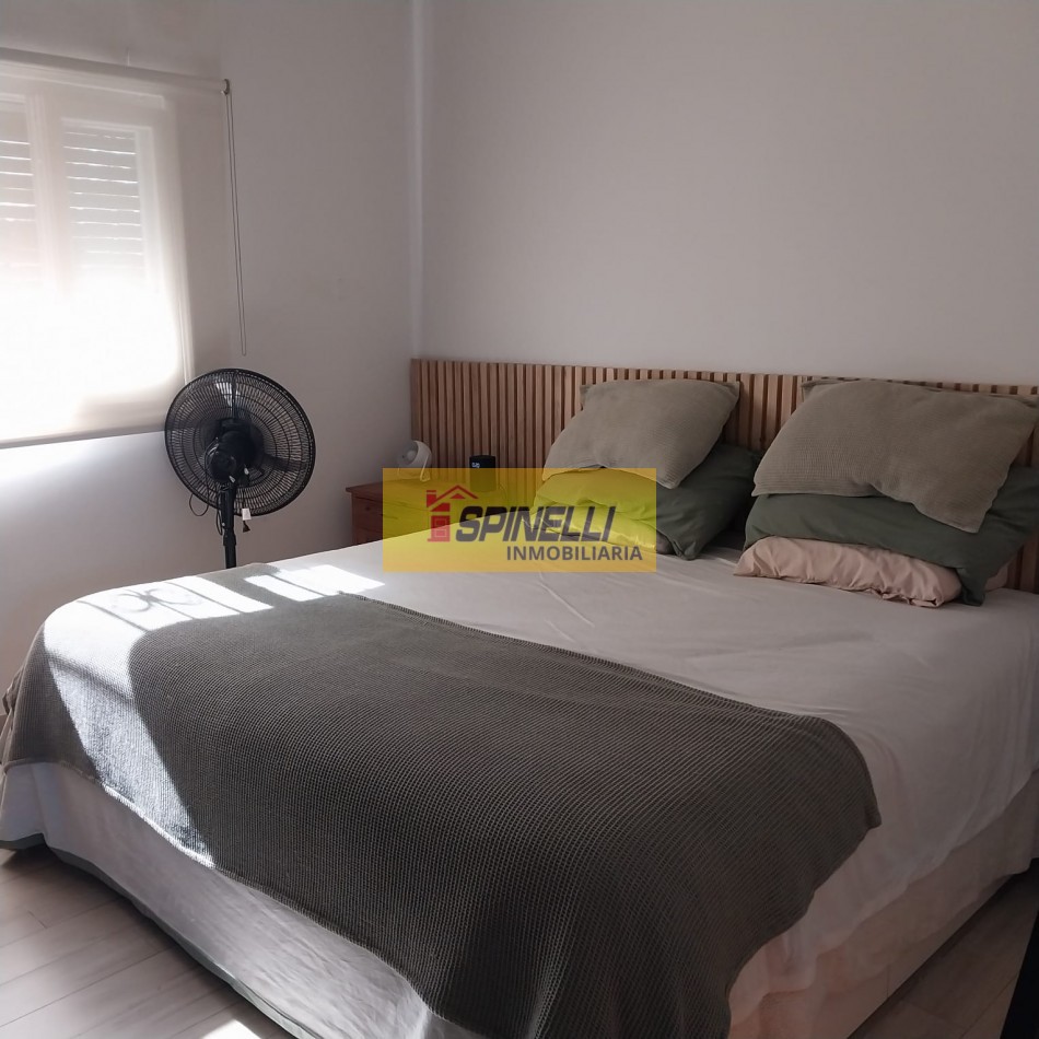 Venta de Casa de tres ambientes en Haedo Sur Apto Credito