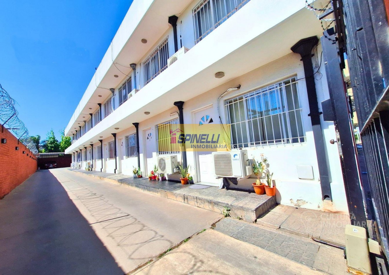 Venta de duplex de tres ambientes en Isidro Casanova