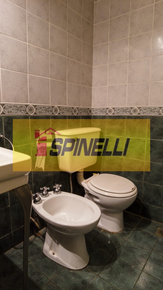 Casa en venta estilo colonial en Haedo Chico
