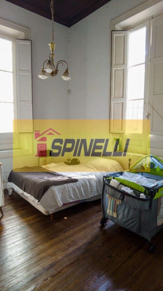 Casa en venta estilo colonial en Haedo Chico
