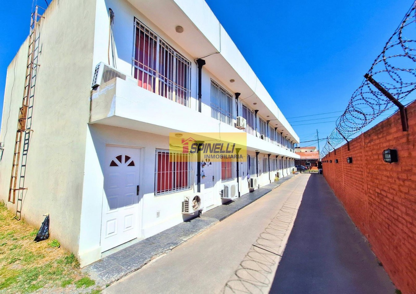 Venta de duplex de tres ambientes en Isidro Casanova