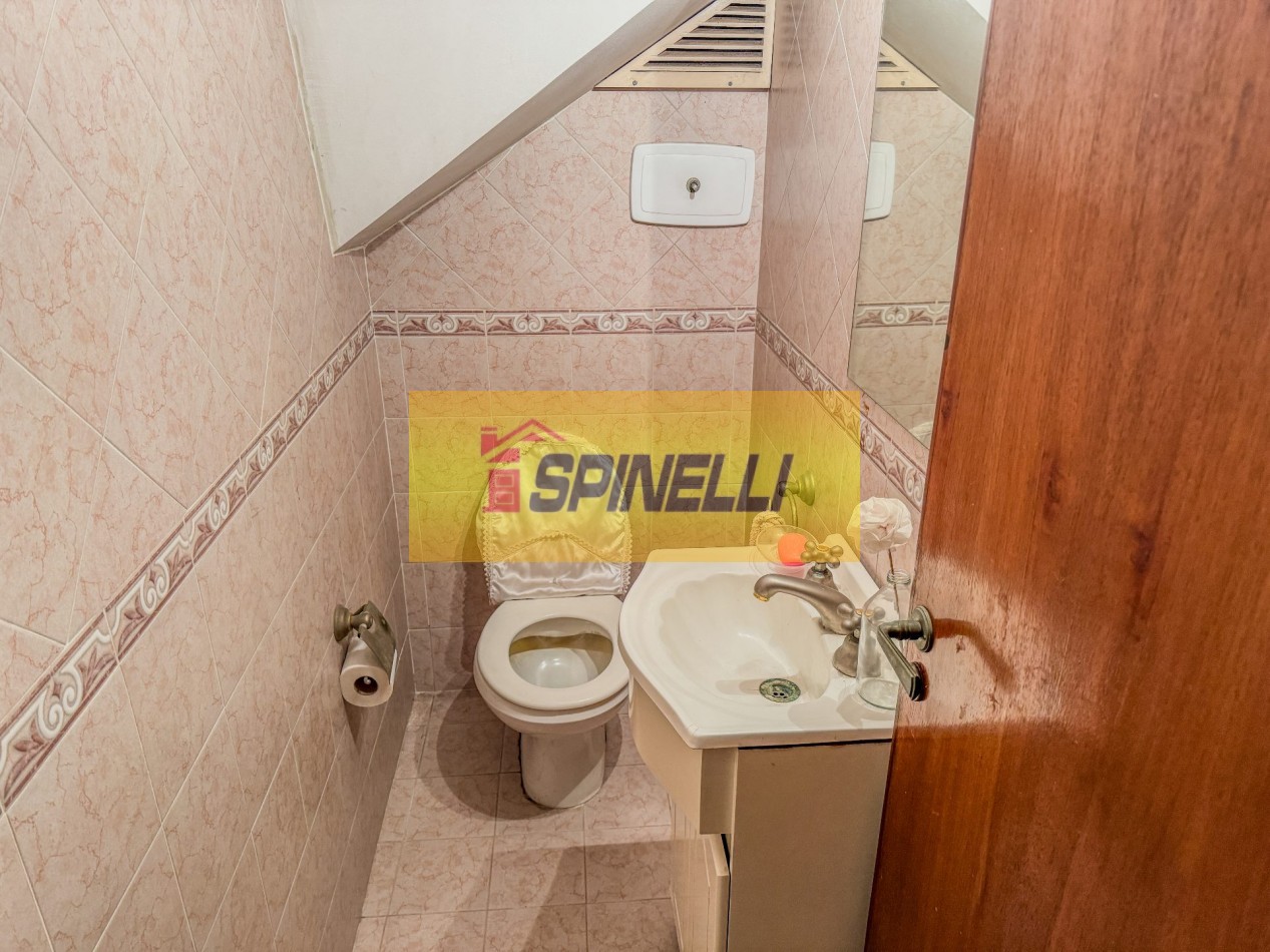 Ph de cuatro ambientes en venta en Haedo Norte