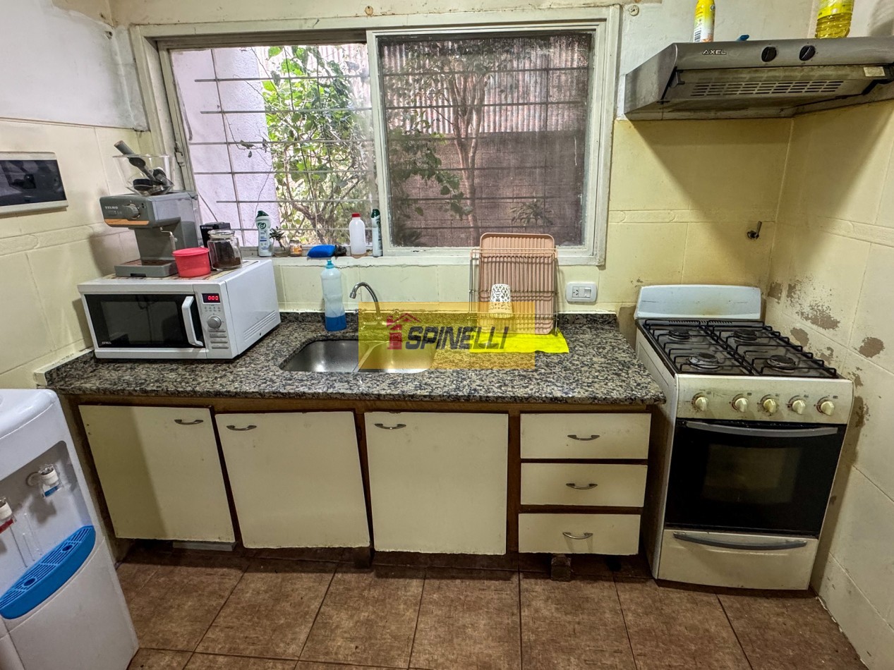 Duplex de cuatro ambientes en venta en Moron Sur 