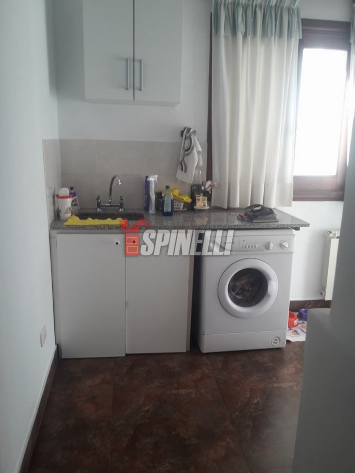 Chalet  de tres ambientes en venta en Barrio Guemes Haedo Norte