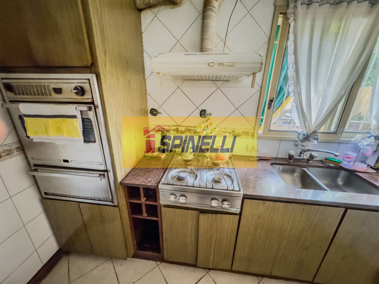 Ph de cuatro ambientes en venta en Haedo Norte
