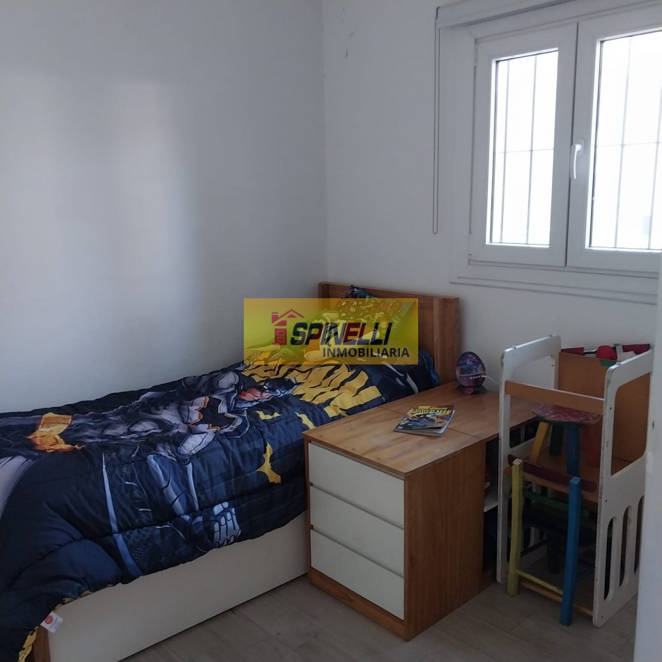 Venta de Casa de tres ambientes en Haedo Sur Apto Credito
