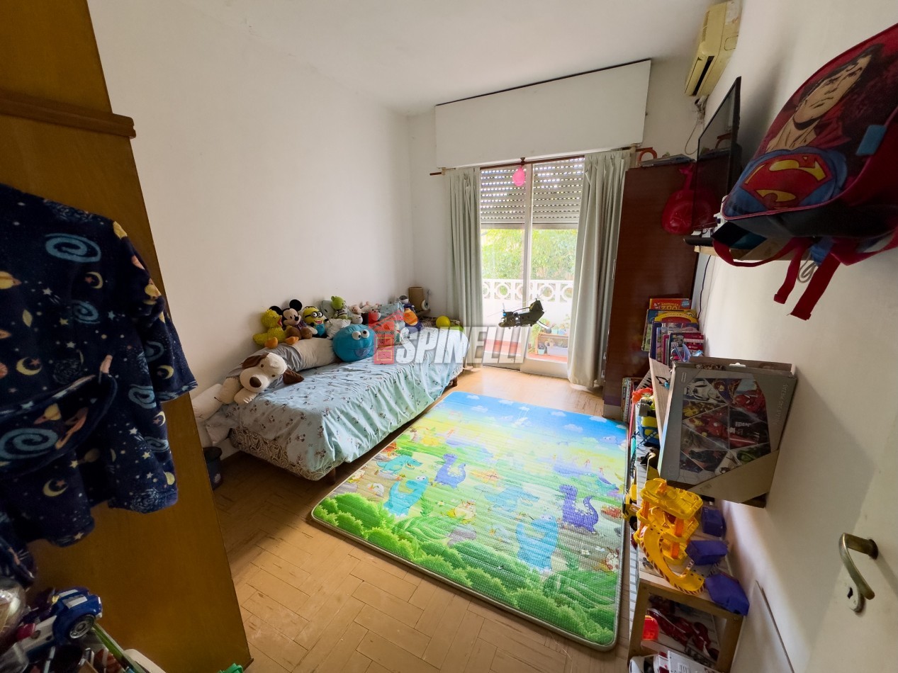 Duplex de cuatro ambientes en venta en Moron Sur