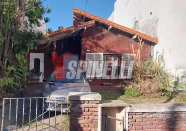 Chalet de cuatro ambientes en venta en Ramos Mejia