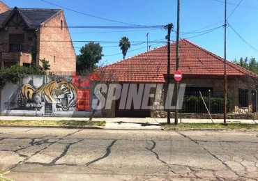 Chalet en venta de siete ambientes en Haedo Norte Barrio Guemes