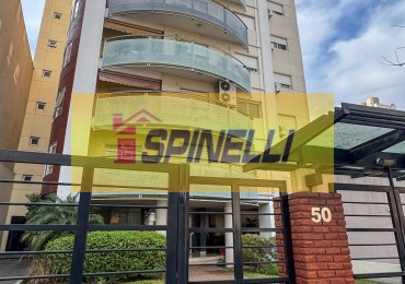 Venta de departamento de cuatro ambientes con cochera en Haedo Sur